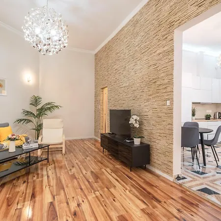 Exclusive Sauna-equipped Near St Stephen's Basilica Apartment