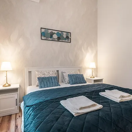 Exclusive Sauna-equipped Near St Stephen's Basilica Apartment