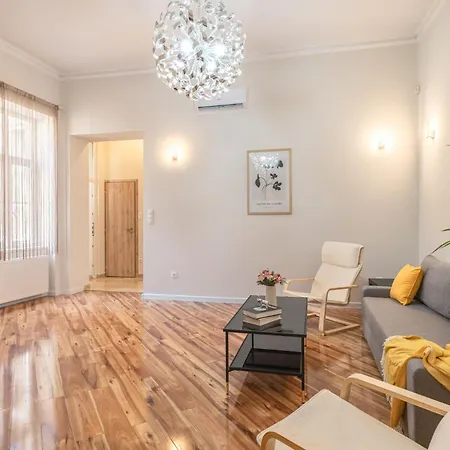 Apartment Exclusive Sauna-equipped Near St Stephen's Basilica *