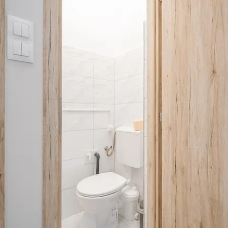 Apartment Exclusive Sauna-equipped Near St Stephen's Basilica Budapest